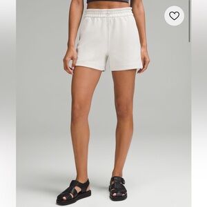Lululemon Softstreme High-Rise Short 4”